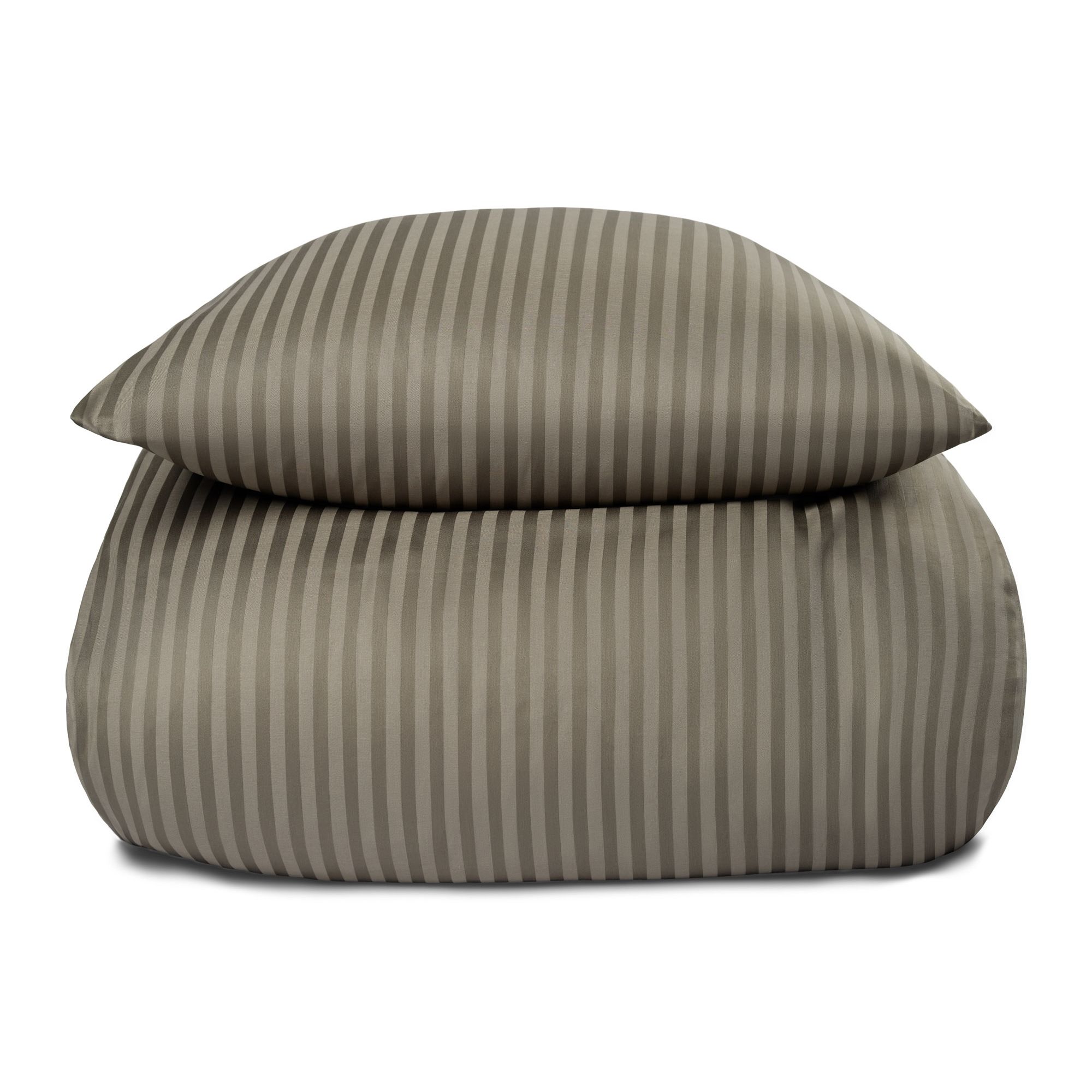 Sengetøj dobbeltdyne 200x200 cm - Oliven sengetøj i 100% Bomuldssatin - Borg Living sengelinned Sengetøj dobbeltdyne 200x200 cm - Oliven sengetøj i 100% Bomuldssatin - Borg Living sengelinned