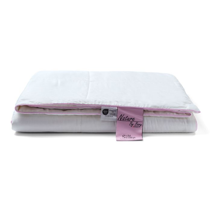 King size silkedyne med 100% Mulberry silkefyld - 240x220 cm - Sommer dobbeltdyne med blødt bambusbolster - Nature By Borg dyne 
