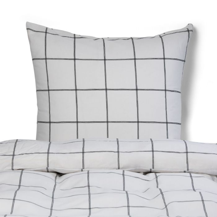 Sengetøj 100% bomuld - 140x220 cm - Hvidt sengesæt med sorte tern - Nordstrand Home dynebetræk