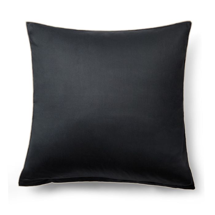  Pudebetræk 60x63 cm - 100% bomuldssatin - Rikke sort hovedpudebetræk med pipingkant - Ekstra blødt pudebetræk fra By Borg