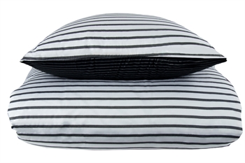 Billede af Sengetøj dobbeltdyne 200x200 cm - Narrow lines sort - Vendbart sengesæt - 100% Bomuldssatin - By Night sengelinned hos Shopdyner.dk