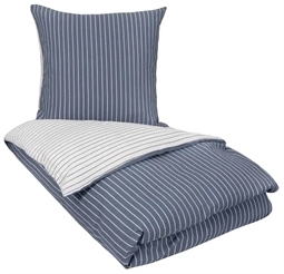 Stribet sengetøj 200x200 cm - Bæk og bølge sengetøj - 2 i 1 design - Blåt & hvidt - By Night sengesæt