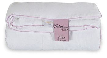 Billede af Silkedyne 140x220cm - Bambus dyne med 100% mulberry silkefyld - Helårsdyne - Nature By Borg