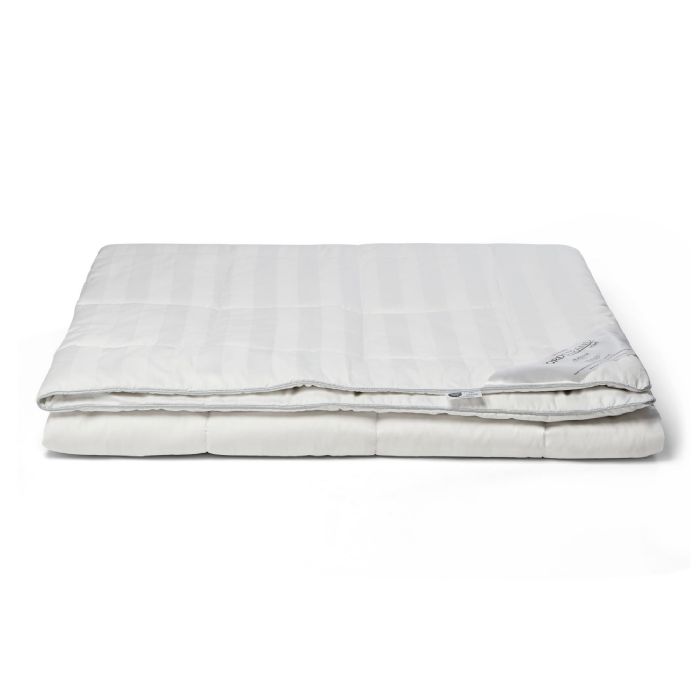 Silkedyne - 100% mulberry silkefyld - Temperaturregulerende dyne  - Nordstrand Home helårsdyne